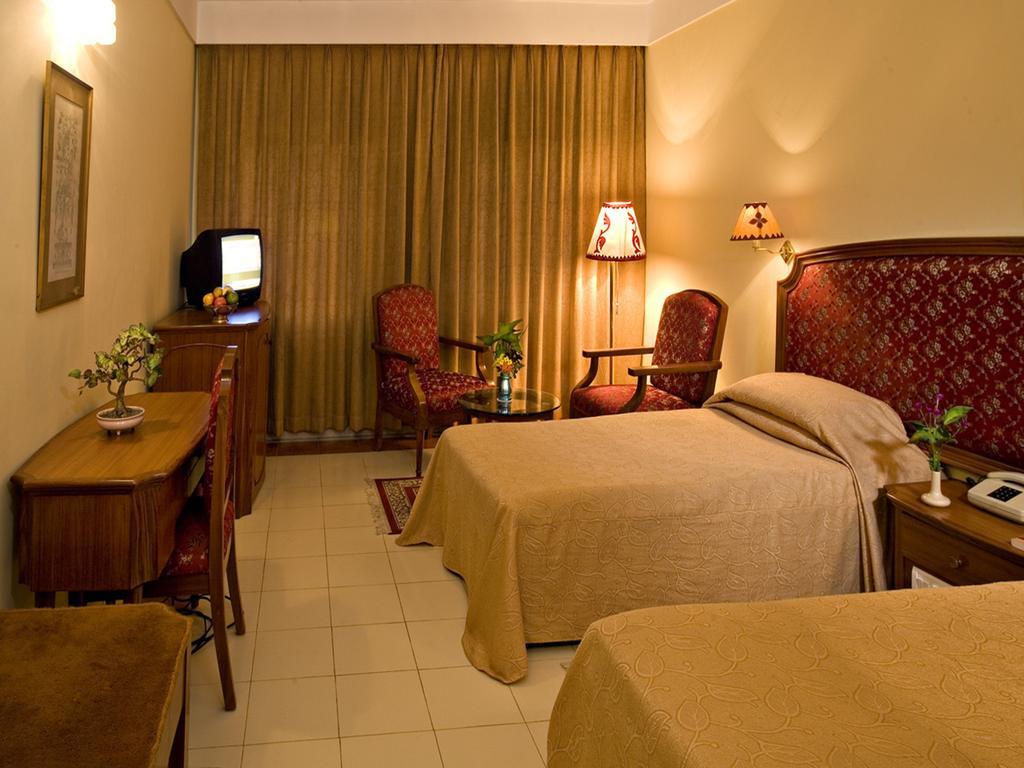 Hotel Kalinga Ashok Bhubaneswar Eksteriør bilde